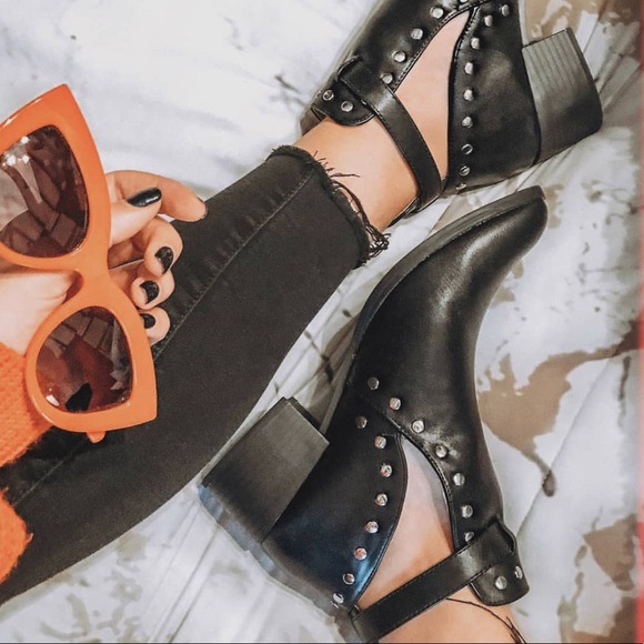 Edgy Side Cut Studded Booties - Picture 7 of 8